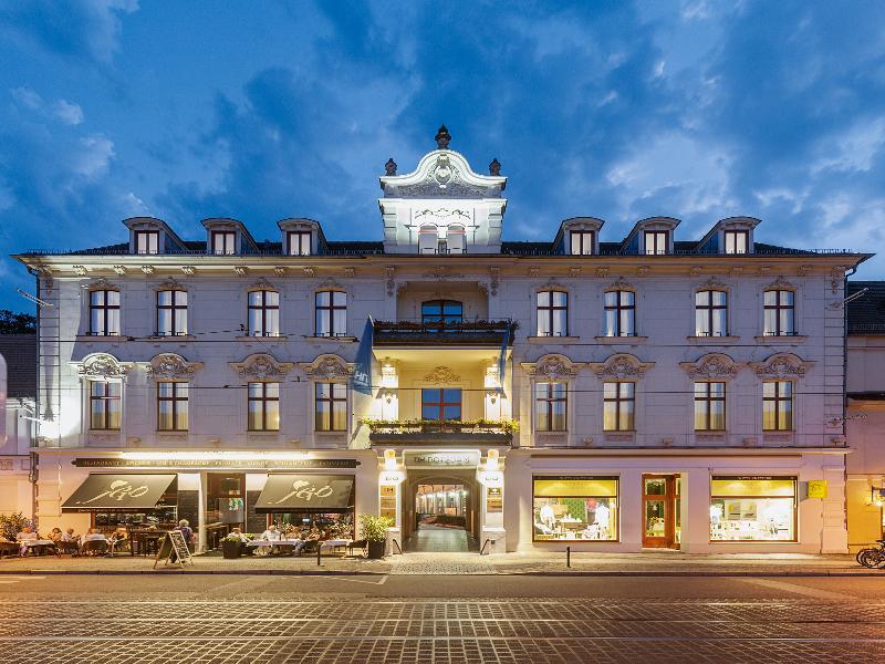 Nh Hotel 4*